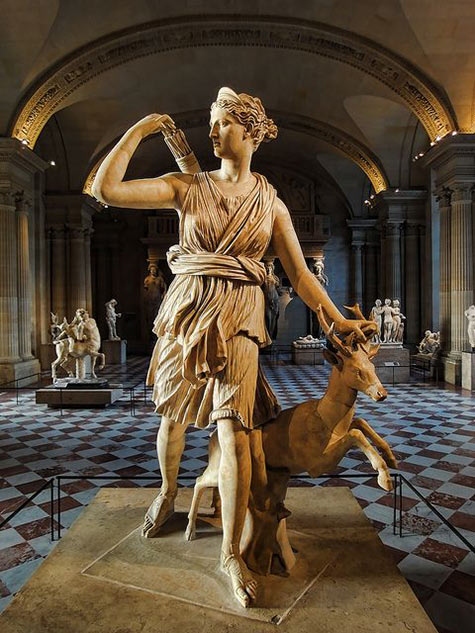 Latin Statue 39