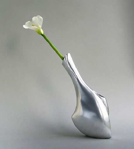 یک طرح، یک نگاه: گلدانی با طراحی هوشمندانه