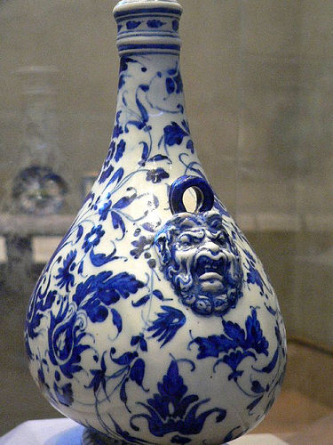Italian Maiolica Vase