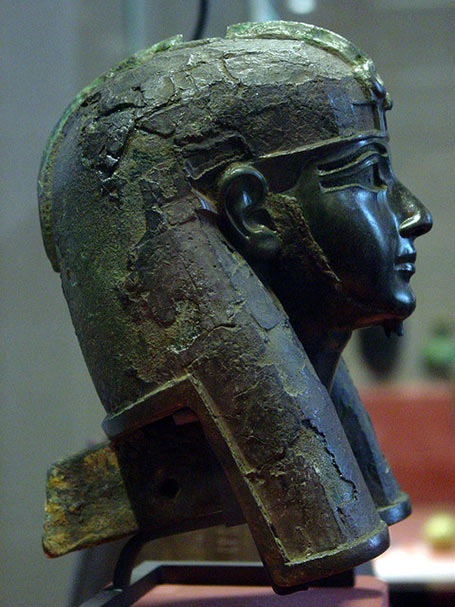 Egyptian-bronze-Pharaoh-head