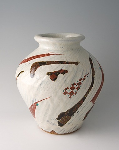 Japanese white glazed vase with akae decoration
