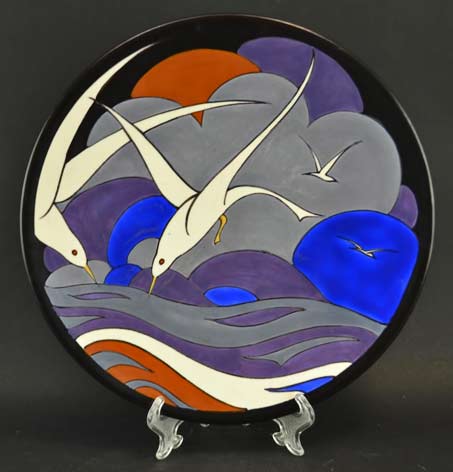 Willem-Stuurman-dish-with flying white seagulls