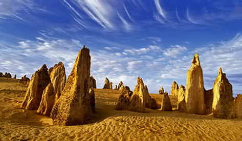 Pinnacles_Desert sculptural looking rock formations