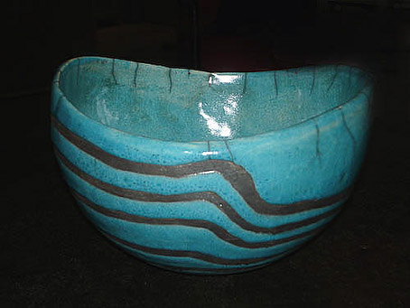 Raku emerald bowl by Philippe Buraud