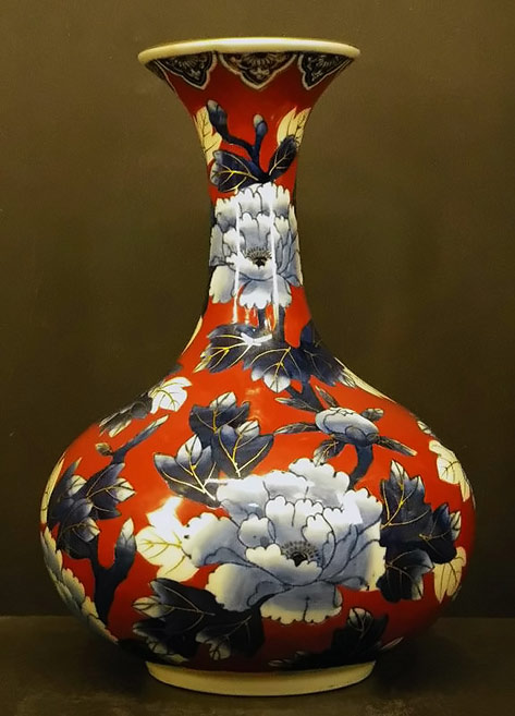 Flower motif Satsuma vase