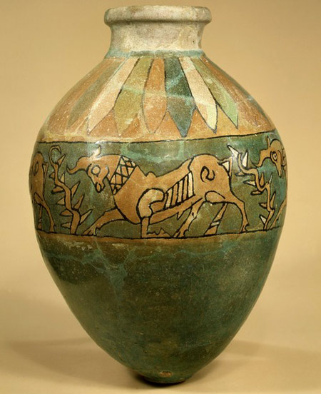 Jar with frieze of bulls