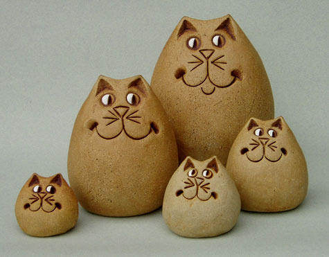 ceramic-cats-Graham-Glynn Graham Glynn cat family