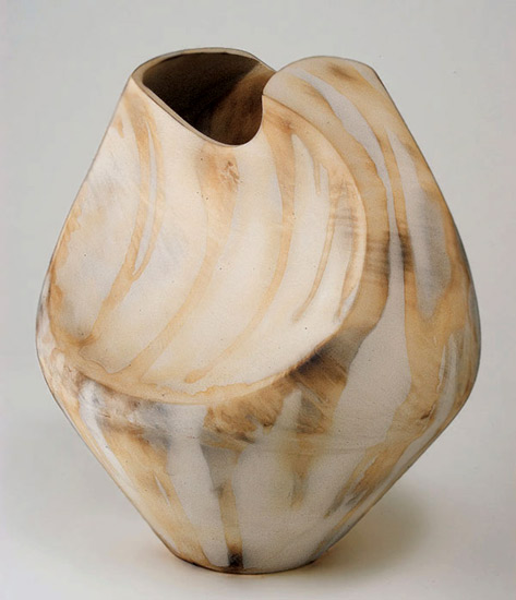 Alan Lasiloo abstract shaped vase