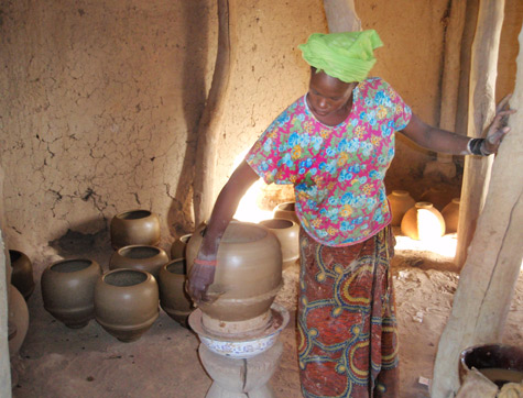 segou-pottery-village-woman-making-pot