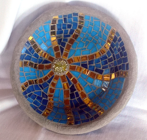 Mosaic Bowl - thecuriousgecko