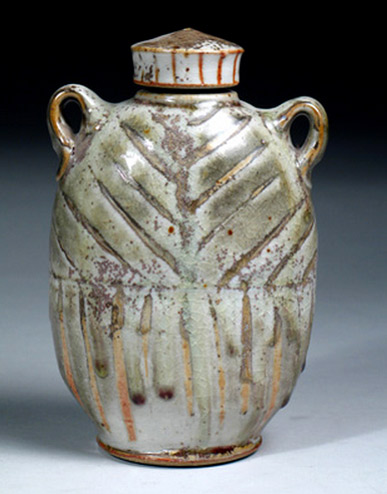 Stoneware bourbon flask by Matthew-Hyleck