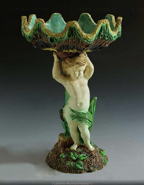 Art Nouveau Fruit bowl carried by a putto