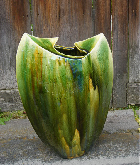 Large Green Oribe Sculptural vase by Kato Yasukage