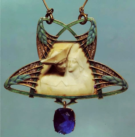 Rene Lalique Art Nouveau pendant