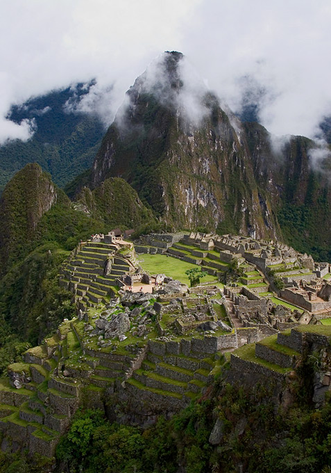 Machu Picchu panorama - photo by Andre Gunther