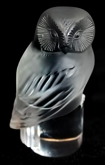 Rene Lalique glass owl paperweight