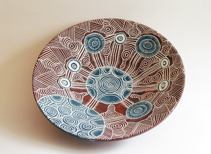 Carol Williams - Kapi Tjukula palte with aboriginal decorative motifs