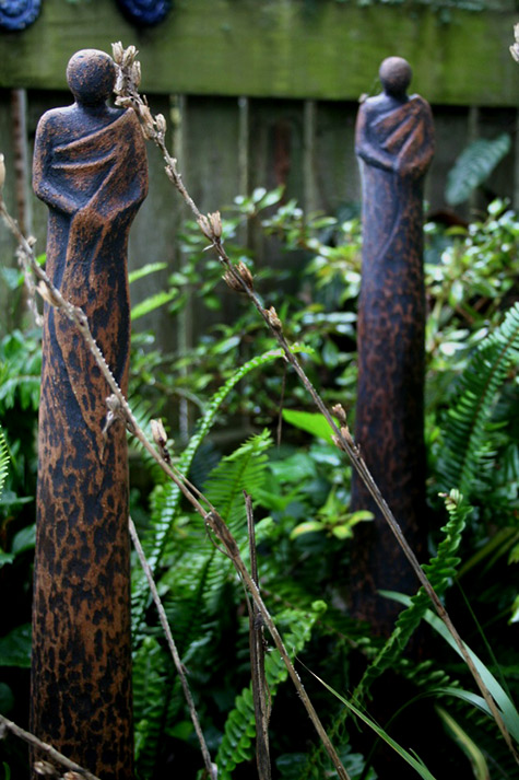 Ceramic Garden Monks, Te Aria Nui