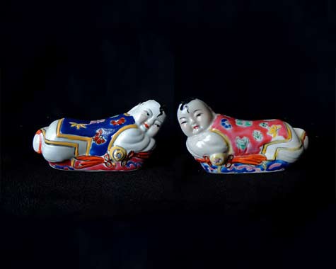 Pair-of-Chinese-Porcelain-Small-Boy-and-Girl-Pillows---BringTheNoise---etsy
