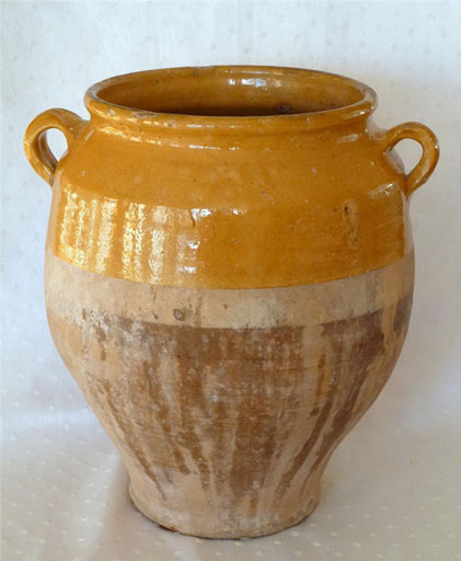 Meynes confit pot with a mustard glaze and unglazed 'Terre cuite"