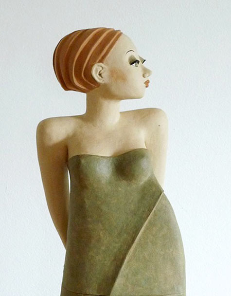 grosses-maedchen-skulpture