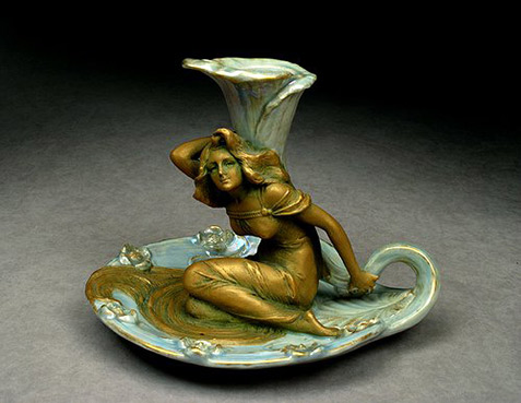 Amphora Figural vase