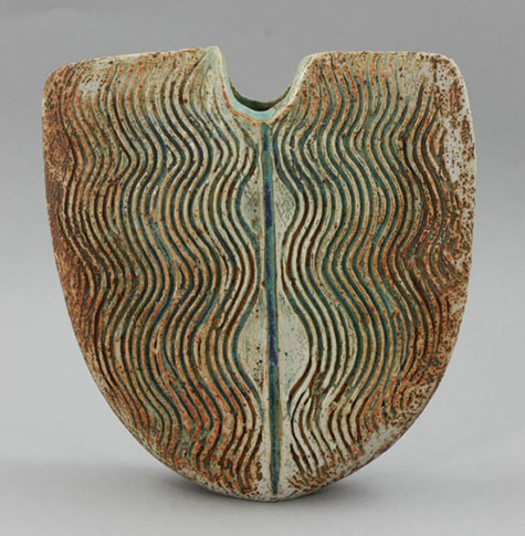 Contemporary vessel with wavy surface incisions - Alan Wallwork