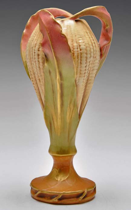 Art-Nouveau-Amphora vase shown at the Paris Exposition 1900, colorful corncob texture with red leaves