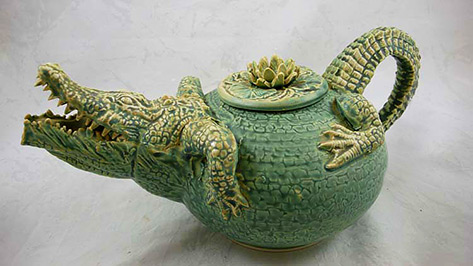 Australian Hellfire pottery crocodile teapot