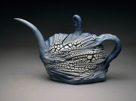 Bacia-Edelman deep crackle textured teapot