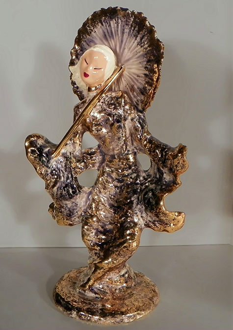 Oriental Woman figurine-Iridescant glaze by Hedi Schoop 