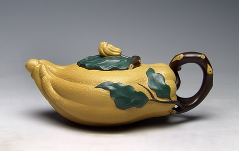 Jiang Rong Chayote teapot by Qian Jian Sheng