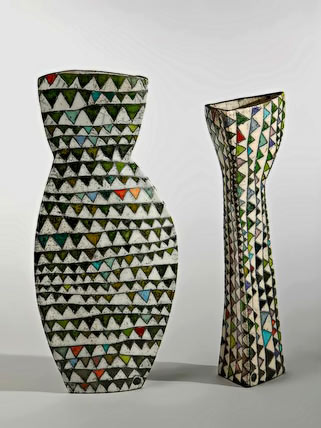 Ute Grossmann -Pennant vases with triangle patterns