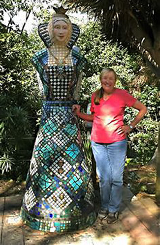 The White Queen by Cheryl Tall,-shown-at-the-San Diego Botanic Garden