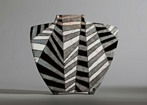 Unfolded - contemporary vessel with geometric design by Ute Grossman
