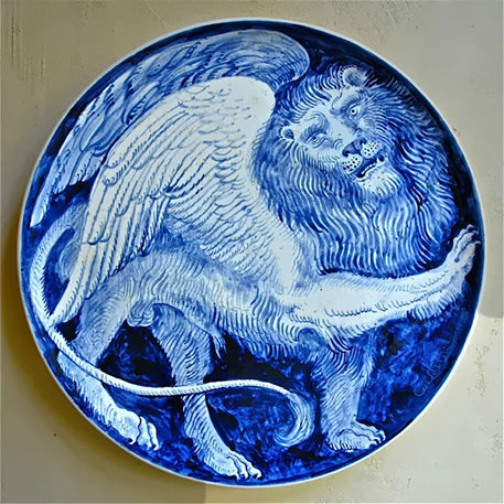 Ceramic plate - Venetian winged lion in blue and white