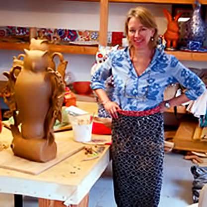 liz-quackenbush-in her pottery studio