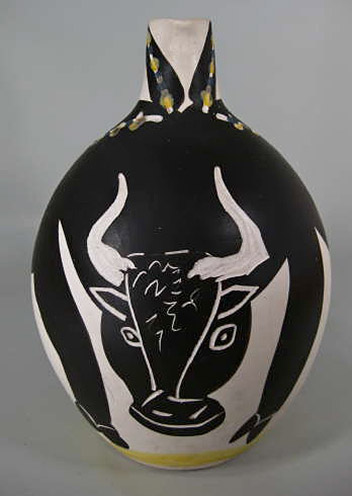 Picasso bull pitcher