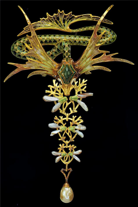 Art Nouveau brooch