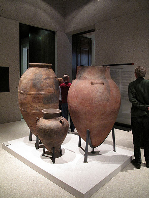 Neues Museum Berlin Egyptian Pots