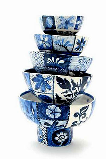 Ceramic bowl stack - Vipoo-Srivilasa