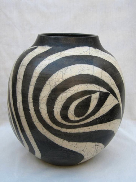 Terry Hagiwara abstract vase