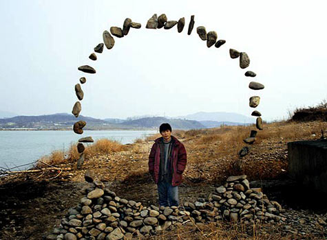 Lee Jae Hyo - Korean Sculptor with one of his outdoor stone sculptures