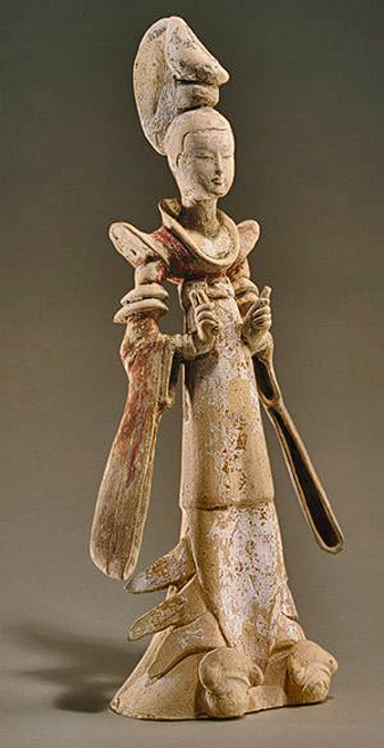 Standing-court-lady,-Tang-dynasty-(618–906),-mid-7th-century-China-Earthenware-with-pigment