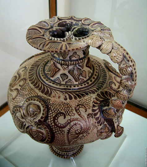 Minoan pitcher Templar1307-flickr