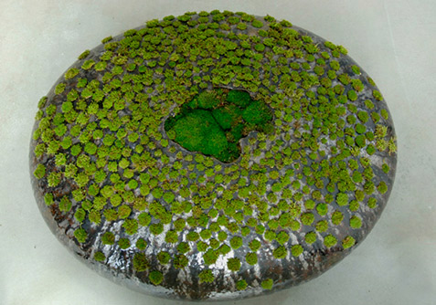 Mineo Mizuno - Japan Water-drop-pebble like large ceramic form