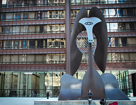 Picasso and Chicago Daley Plaza sculpture