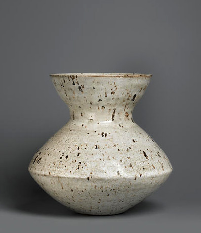 Hans-Coper-an-early-white-speckled-Vase,-circa-1955-Height-9in
