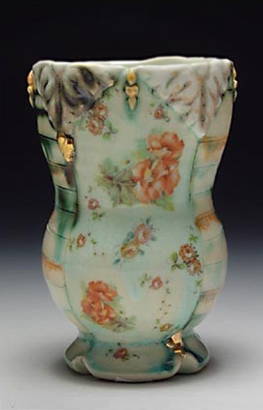 Liz Smith vase
