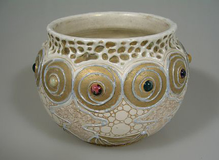 Amphora-Vase-Klimt-Style1905